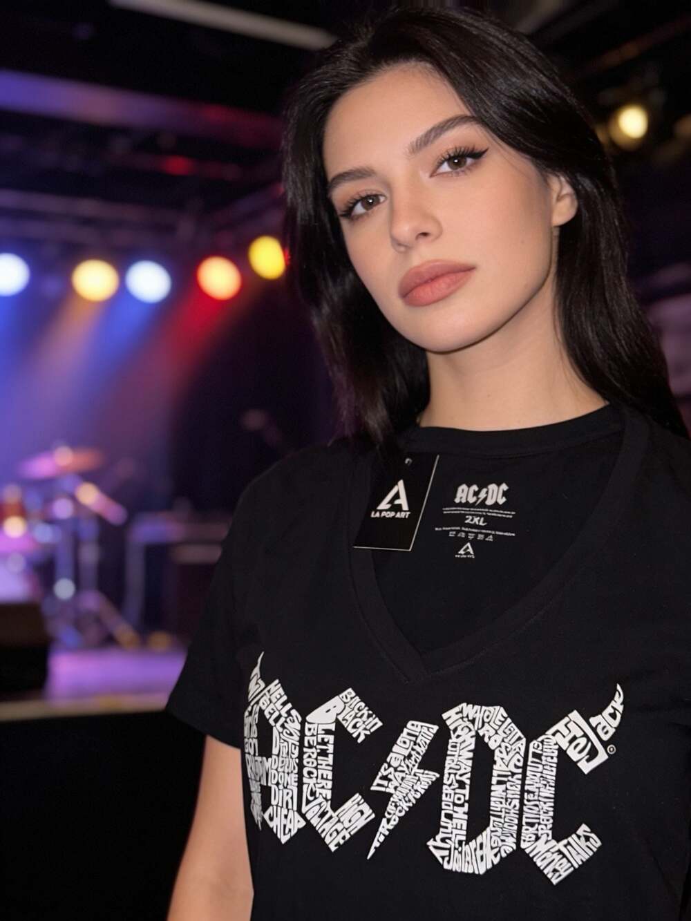LA Pop Art Women's Word Art AC/DC Logo V-Neck T-Shirt Black 2XL